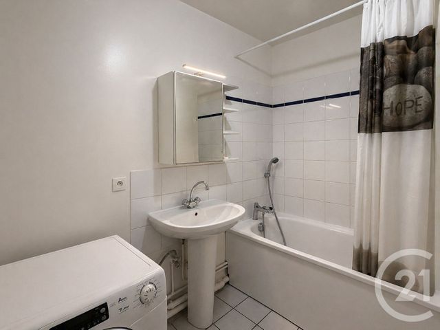 Appartement F2 à louer - 2 pièces - 48.0 m2 - SURESNES - 92 - ILE-DE-FRANCE - Century 21 Arconsilium