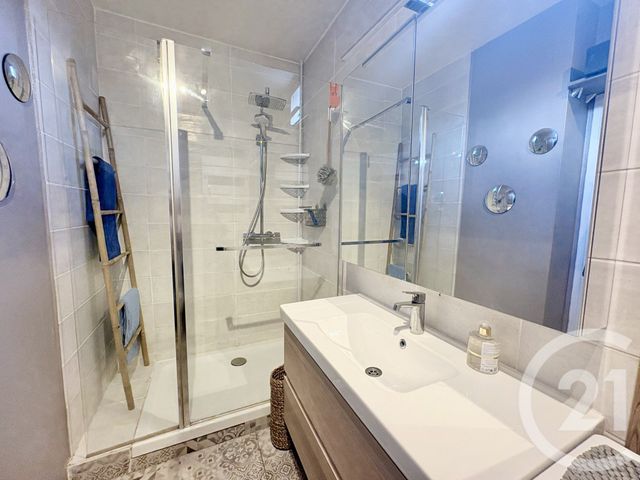 Appartement F1 à louer - 1 pièce - 32.94 m2 - SURESNES - 92 - ILE-DE-FRANCE - Century 21 Arconsilium