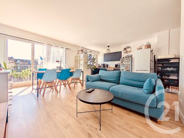 Appartement F3 à vendre - 3 pièces - 67.59 m2 - COURBEVOIE - 92 - ILE-DE-FRANCE - Century 21 Arconsilium