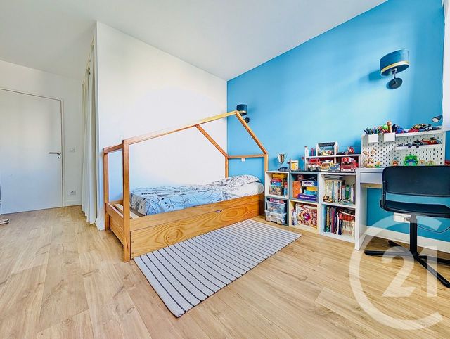 Appartement F3 à vendre - 3 pièces - 67.59 m2 - COURBEVOIE - 92 - ILE-DE-FRANCE - Century 21 Arconsilium