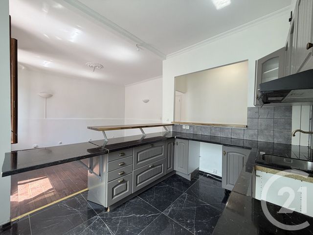 Appartement F3 à louer - 3 pièces - 58.0 m2 - SURESNES - 92 - ILE-DE-FRANCE - Century 21 Arconsilium