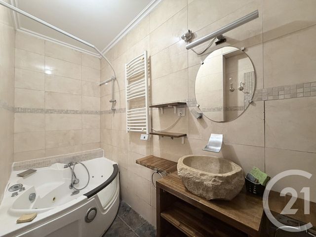 Appartement F3 à louer - 3 pièces - 58.0 m2 - SURESNES - 92 - ILE-DE-FRANCE - Century 21 Arconsilium