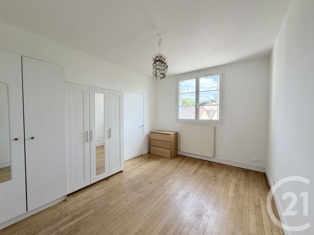 Appartement F2 à louer - 2 pièces - 42.49 m2 - NANTERRE - 92 - ILE-DE-FRANCE - Century 21 Arconsilium