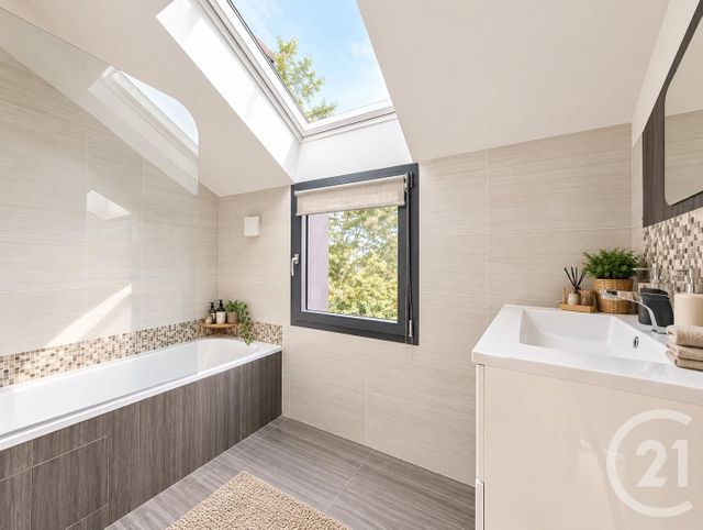 maison à vendre - 7 pièces - 175.0 m2 - CHATOU - 78 - ILE-DE-FRANCE - Century 21 Arconsilium