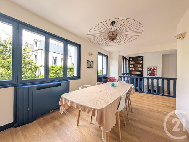maison à vendre - 8 pièces - 184.15 m2 - SURESNES - 92 - ILE-DE-FRANCE - Century 21 Arconsilium