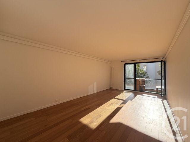 Appartement F4 à louer - 4 pièces - 82.0 m2 - SURESNES - 92 - ILE-DE-FRANCE - Century 21 Arconsilium