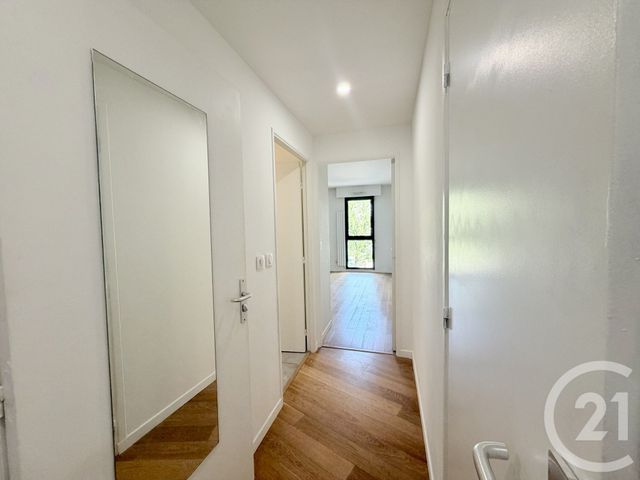 Appartement à louer - 4 pièces - 82.0 m2 - SURESNES - 92 - ILE-DE-FRANCE - Century 21 Arconsilium