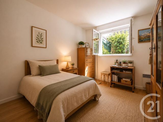 Appartement F4 à vendre - 4 pièces - 85.89 m2 - RUEIL MALMAISON - 92 - ILE-DE-FRANCE - Century 21 Arconsilium