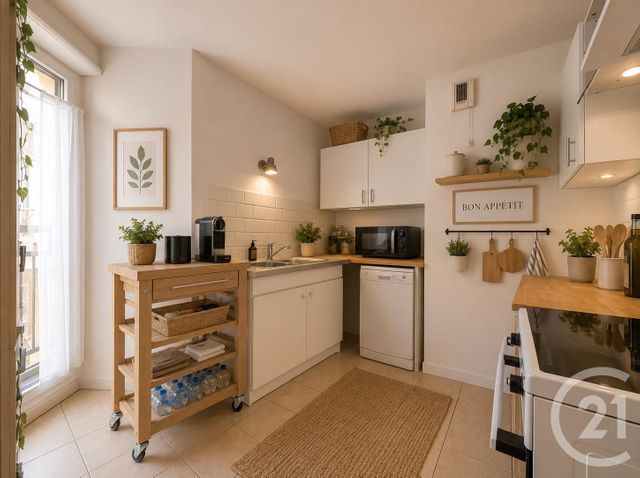 Appartement F3 à vendre - 3 pièces - 66.72 m2 - SURESNES - 92 - ILE-DE-FRANCE - Century 21 Arconsilium