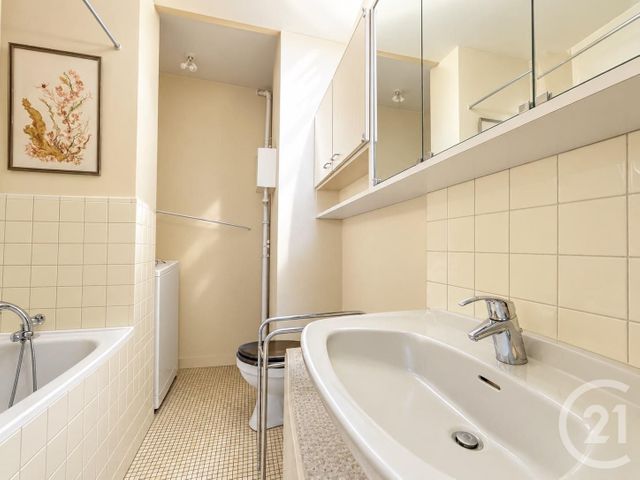 Appartement F5 à vendre - 5 pièces - 94.81 m2 - CLICHY - 92 - ILE-DE-FRANCE - Century 21 Arconsilium