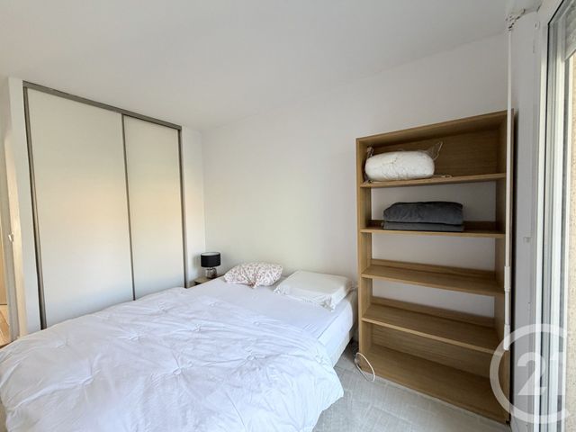 Appartement F2 à louer - 2 pièces - 45.14 m2 - SURESNES - 92 - ILE-DE-FRANCE - Century 21 Arconsilium