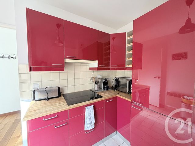 Appartement F2 à louer - 2 pièces - 45.14 m2 - SURESNES - 92 - ILE-DE-FRANCE - Century 21 Arconsilium