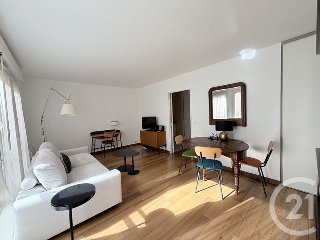 Appartement F2 à louer SURESNES