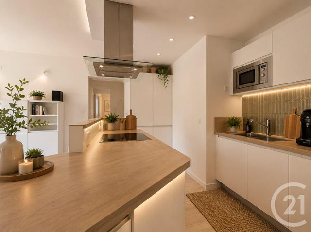 Appartement F4 à vendre - 4 pièces - 65.71 m2 - SURESNES - 92 - ILE-DE-FRANCE - Century 21 Arconsilium