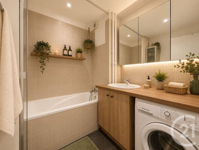 Appartement F4 à vendre - 4 pièces - 65.71 m2 - SURESNES - 92 - ILE-DE-FRANCE - Century 21 Arconsilium